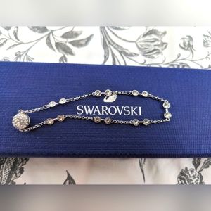 Swarovski silver bracelet with crystals